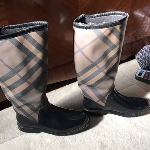 Burberry rain boots